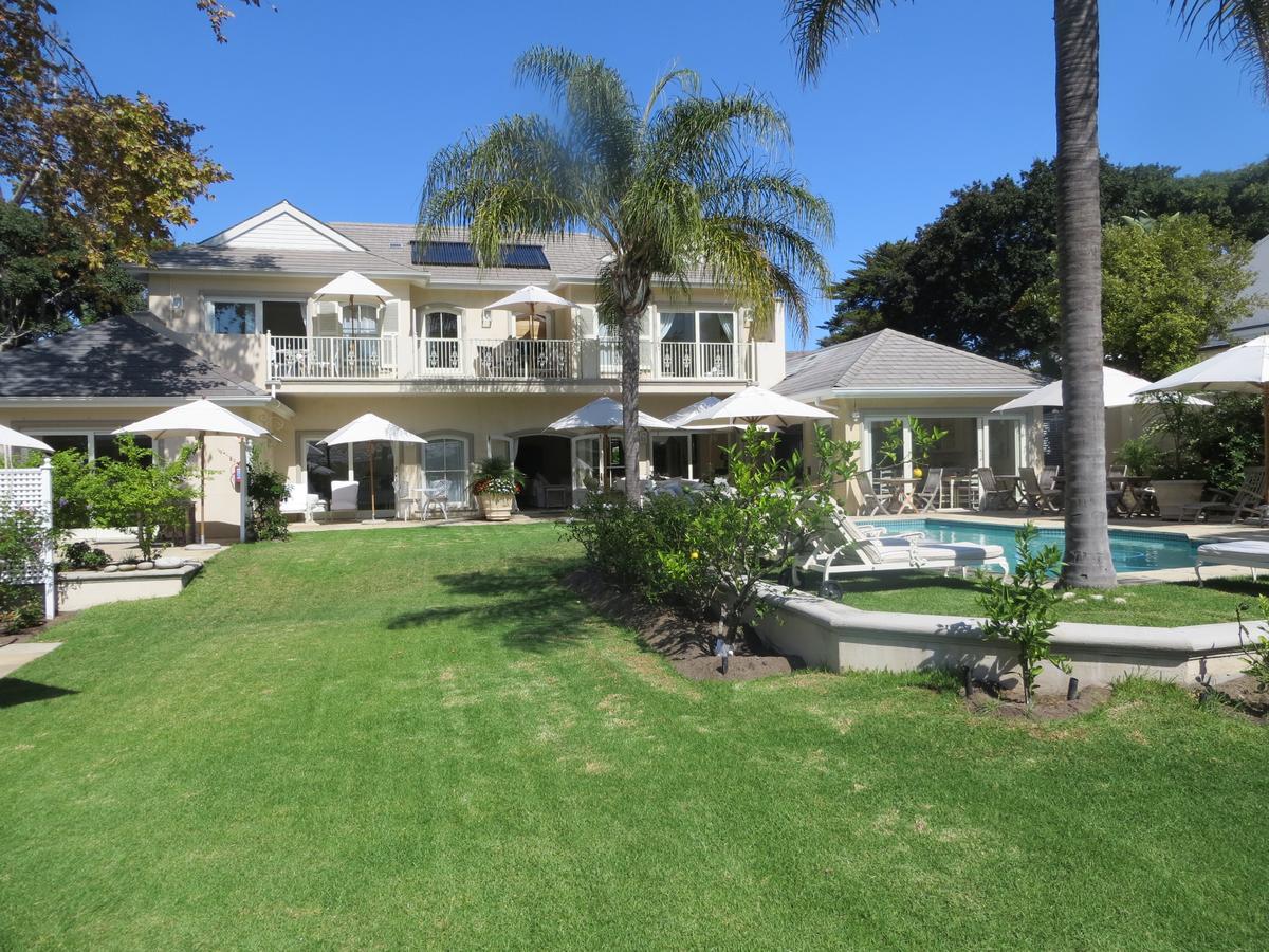 Constantia Valley Lodge Кейптаун Екстериор снимка